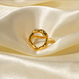 Circular Gold Ring
