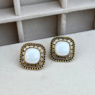 Iris Studs