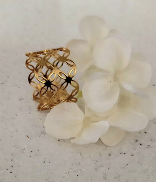 Hint of Gold, A Lot of Class