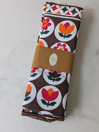 A Pop of Art for Your Table