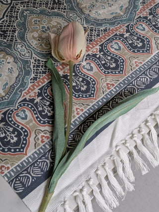 Peach, Beige & Blue – A Timeless Trio