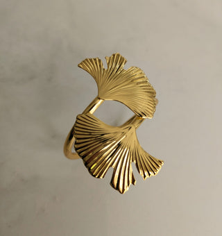 Your Table’s Golden Accent