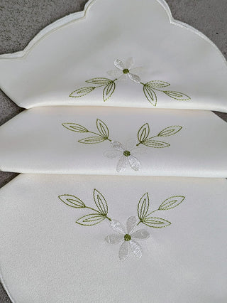 Chic in Green & Ivory