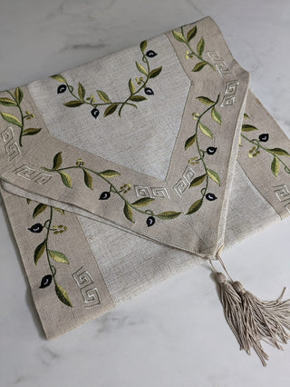 Beige & Green  Nature’s Perfect Pair