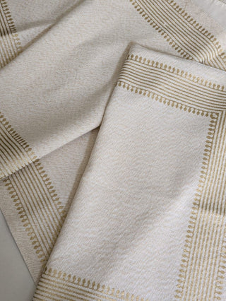 A Classic Affair in Ivory & Gold