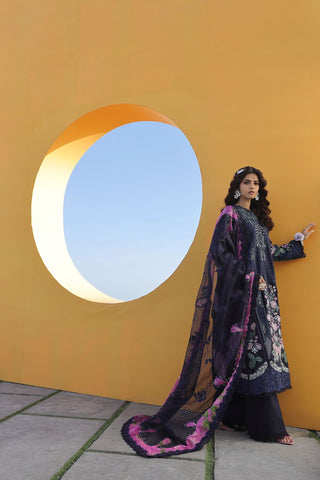 Zoya