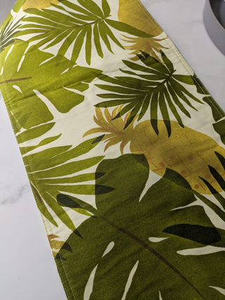Leaf-Inspired Elegance in Shades of Green