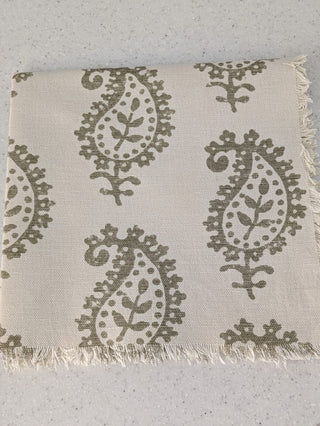 Classic Paisley, Modern Grace