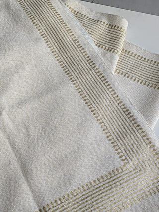 A Classic Affair in Ivory & Gold