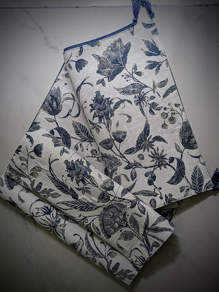 The Beauty of Blue & Ivory Together