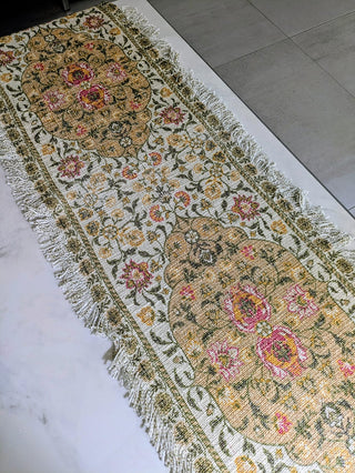 Carpet-Inspired Beauty for Your Table