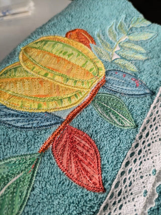 A Pop of Colour for Your Washroom